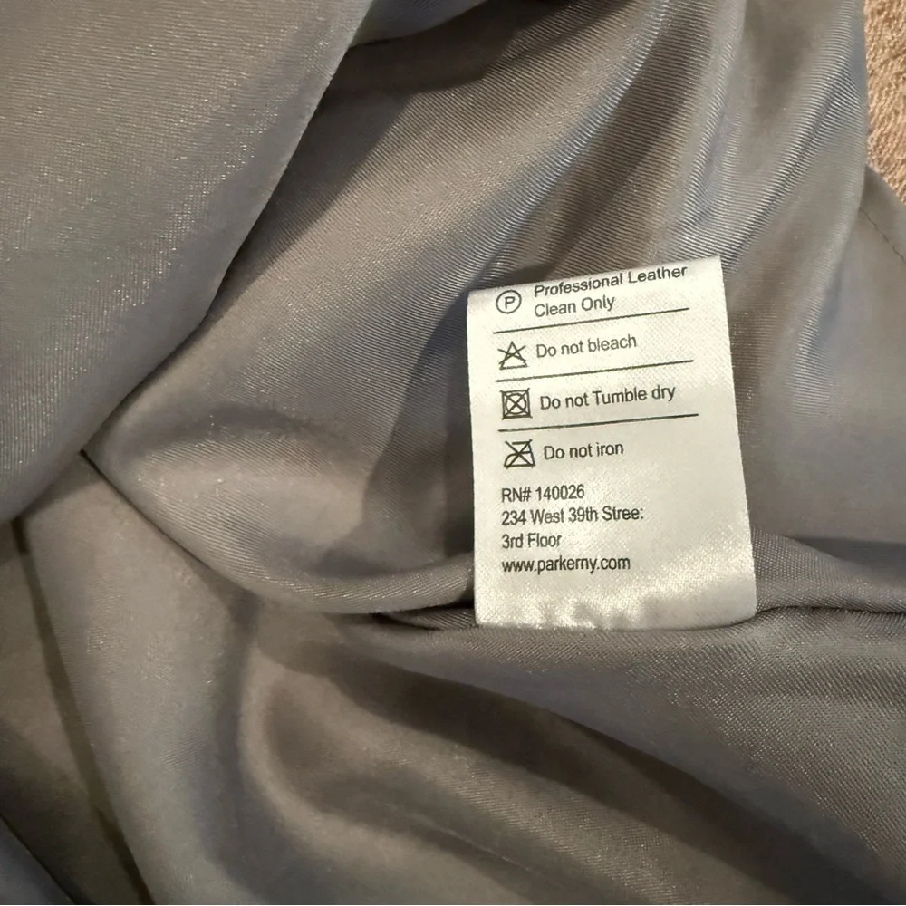 Stunning! Parker Suede leather racer back tank top, S - Picture 6 of 9